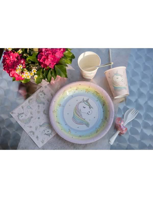 Decoración para mesa de fiesta con platos de cartón unicornio