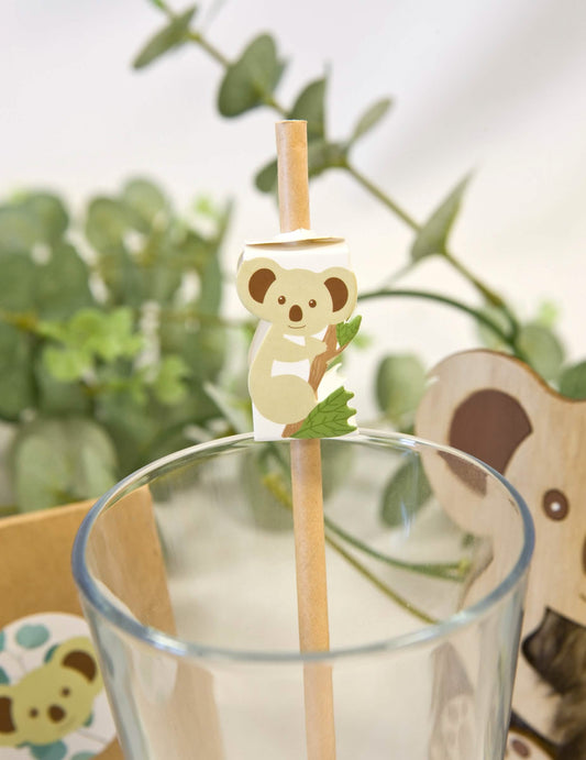 Gros plan sur la figurine des décorations pour pailles koala