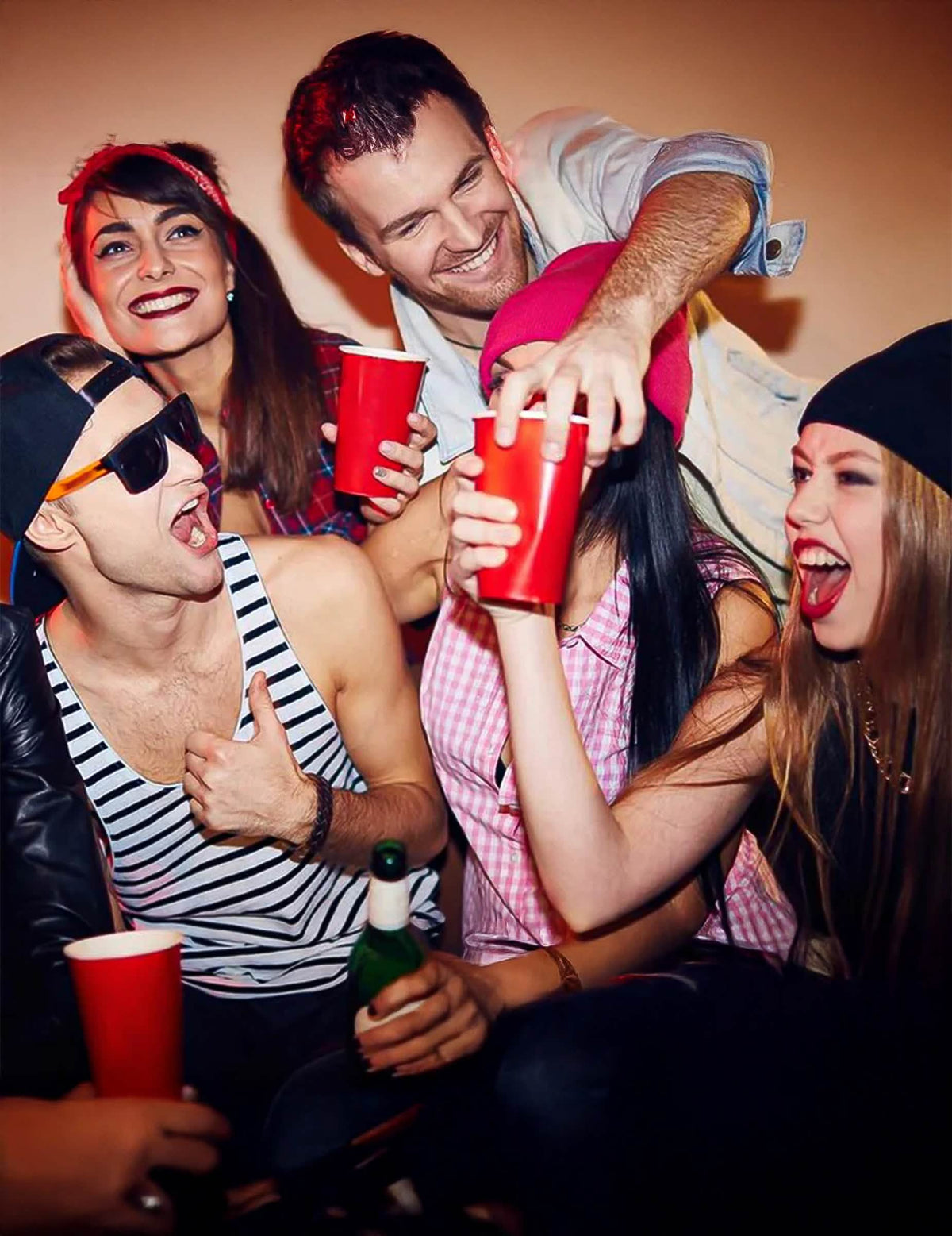 Ambiente festivo del vaso americano para fiesta