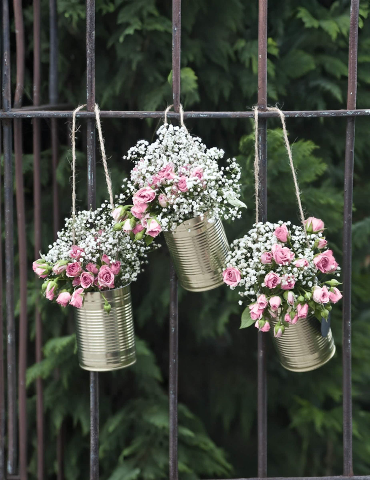 Decoración de latas para colgar con efecto campestre para fiesta, doradas