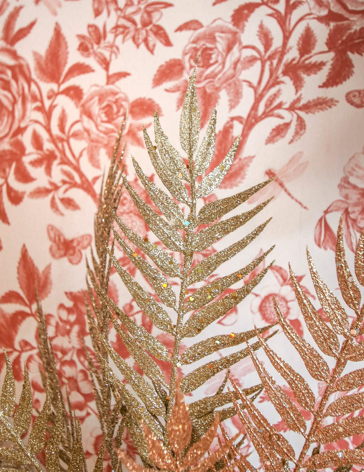 Primer plano de las purpurinas de las 6 ramas sobre tallo para decoración de navidad
