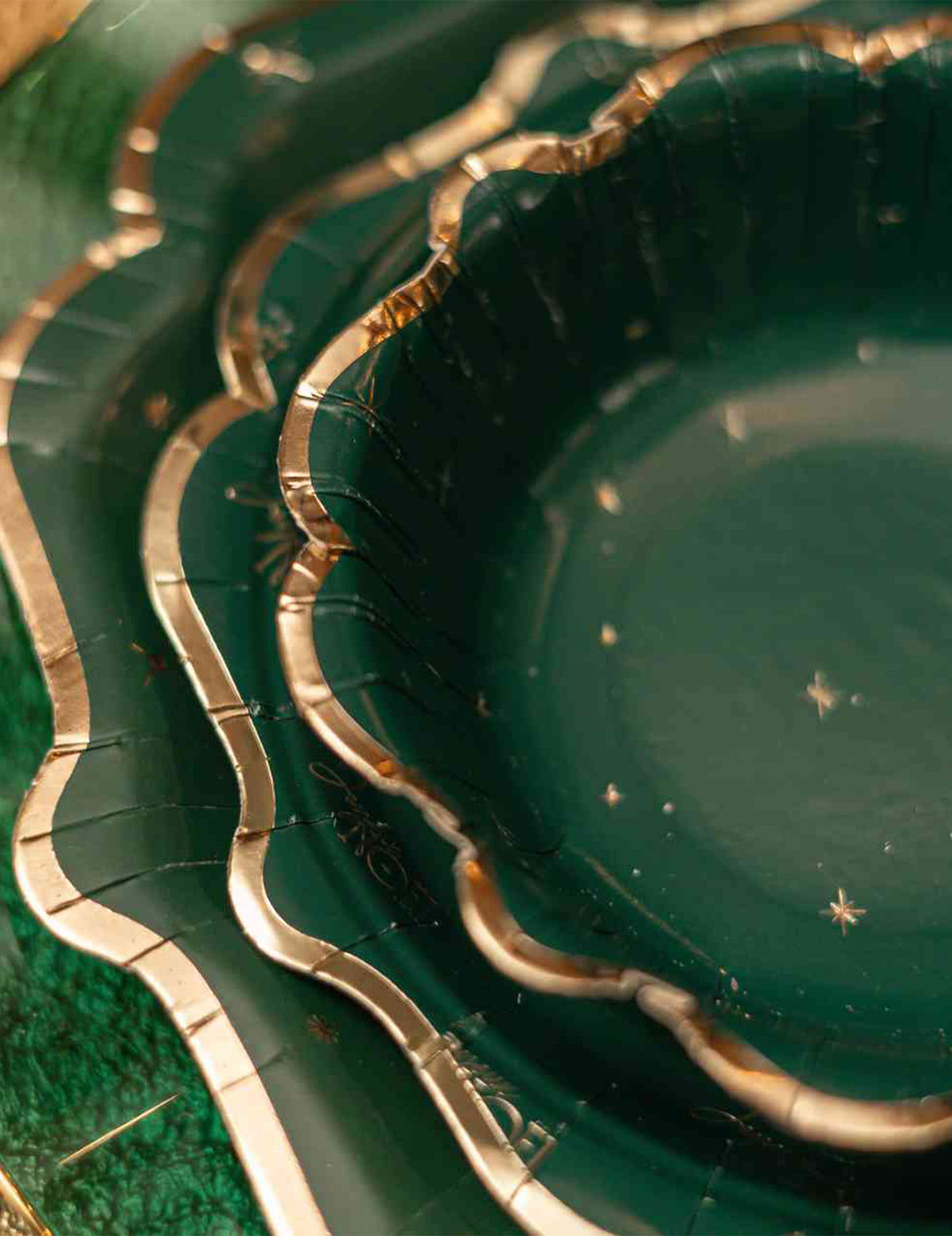 8 cuencos Navidad atemporal verde inglés y dorado 13,5 cm