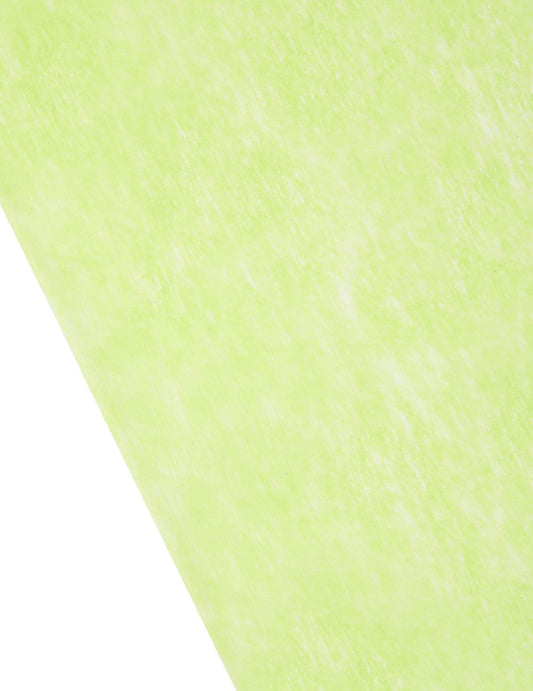 Gros plan sur la texture du chemin de table intissé pour décoration de fête
