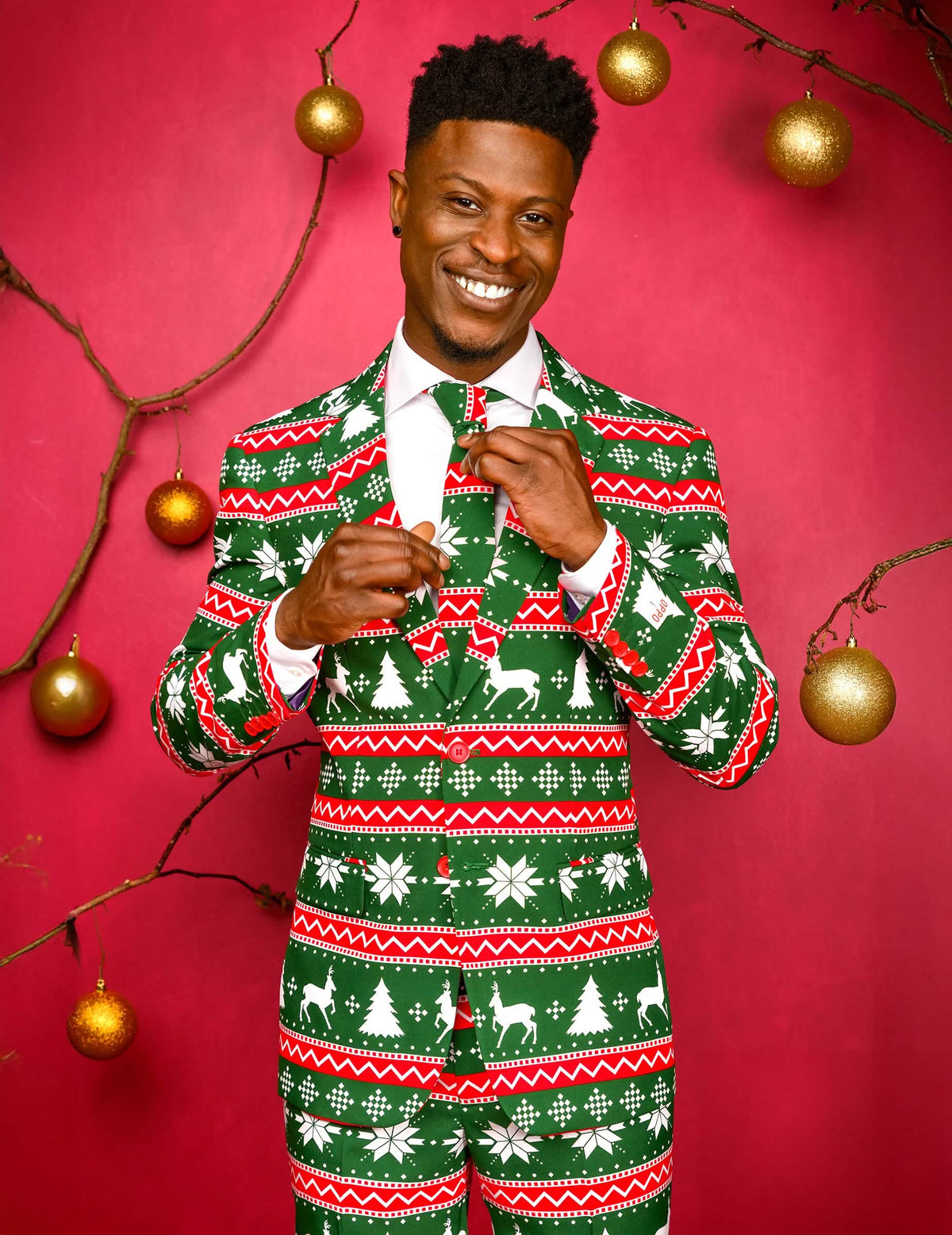 Primer plano del torso y la corbata del disfraz Mr. Festive para hombre