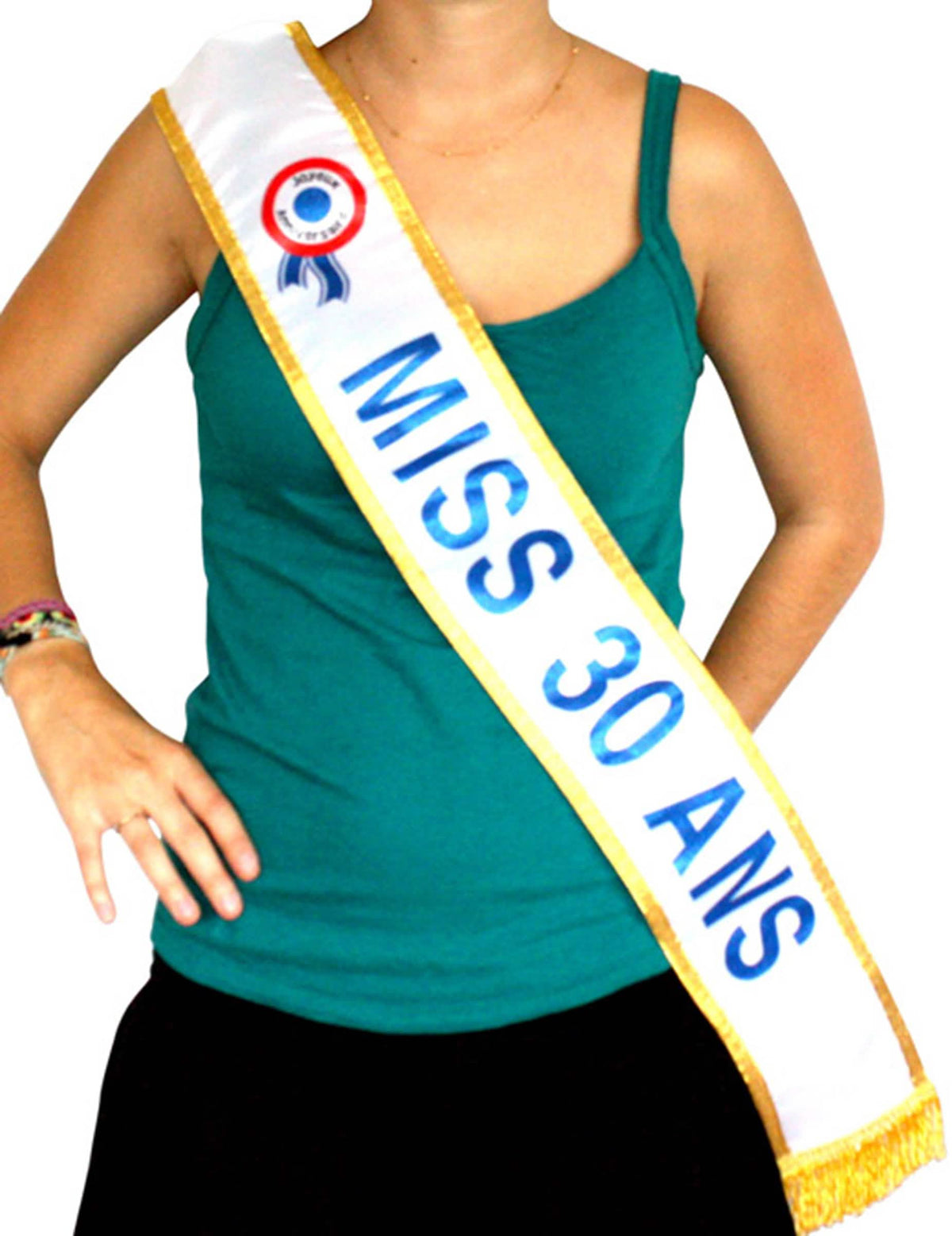 Faja Miss 30 años para mujer blanca con ribete dorado e inscripción azul