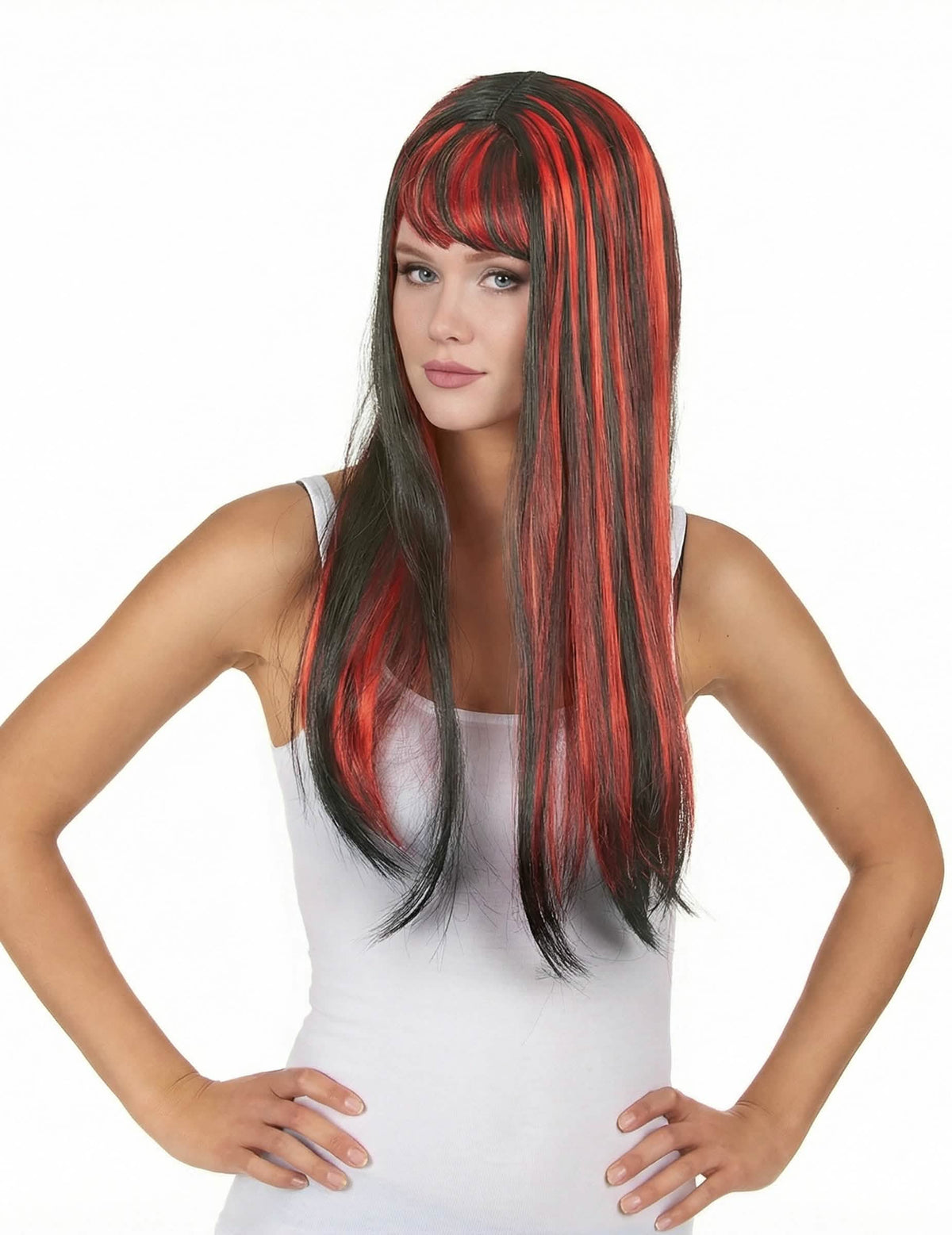 Vista frontal de la peluca larga negra con flequillo para mujer con mechas rojas
