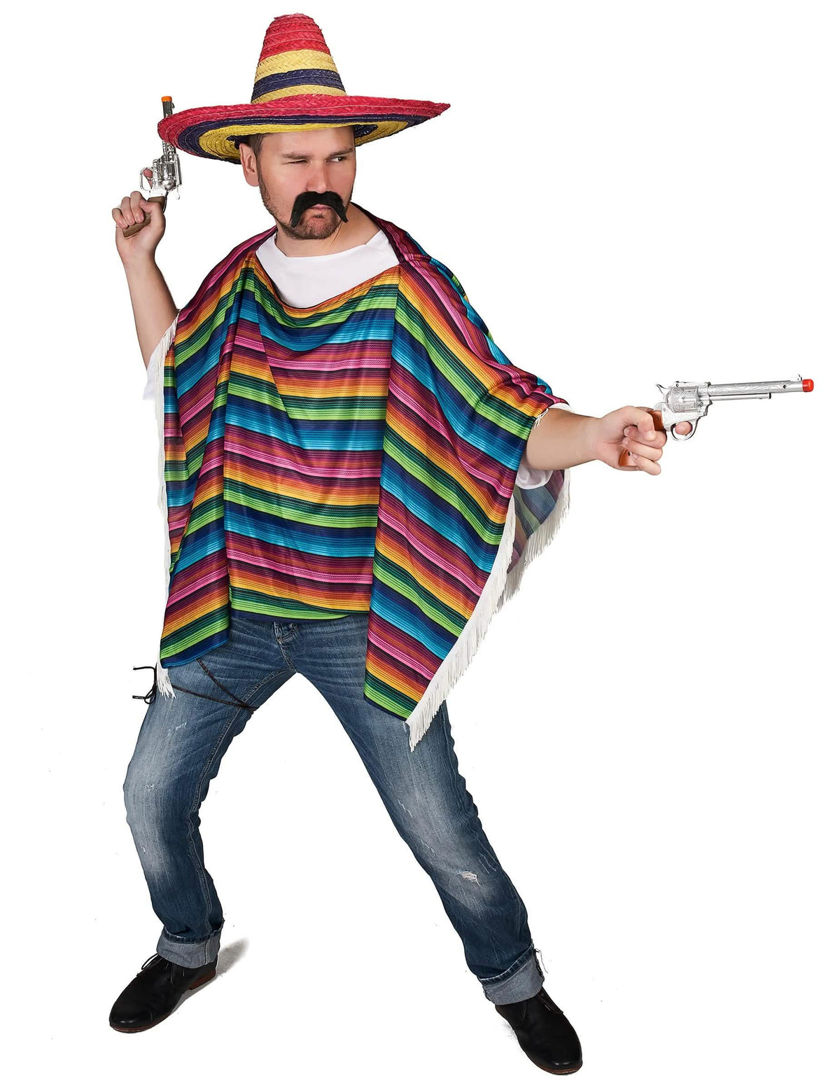 Mise en situación con accesorios del poncho de mexicano
