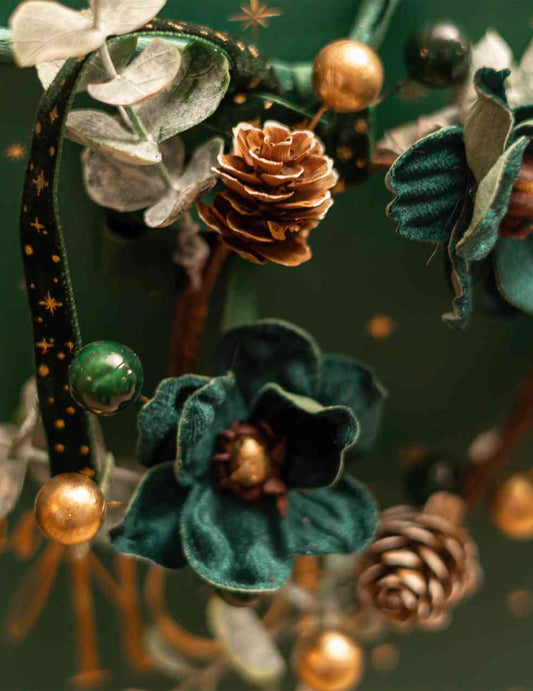 Cinta estrellas terciopelo verde oscuro y oro 1 cm x 3 m
