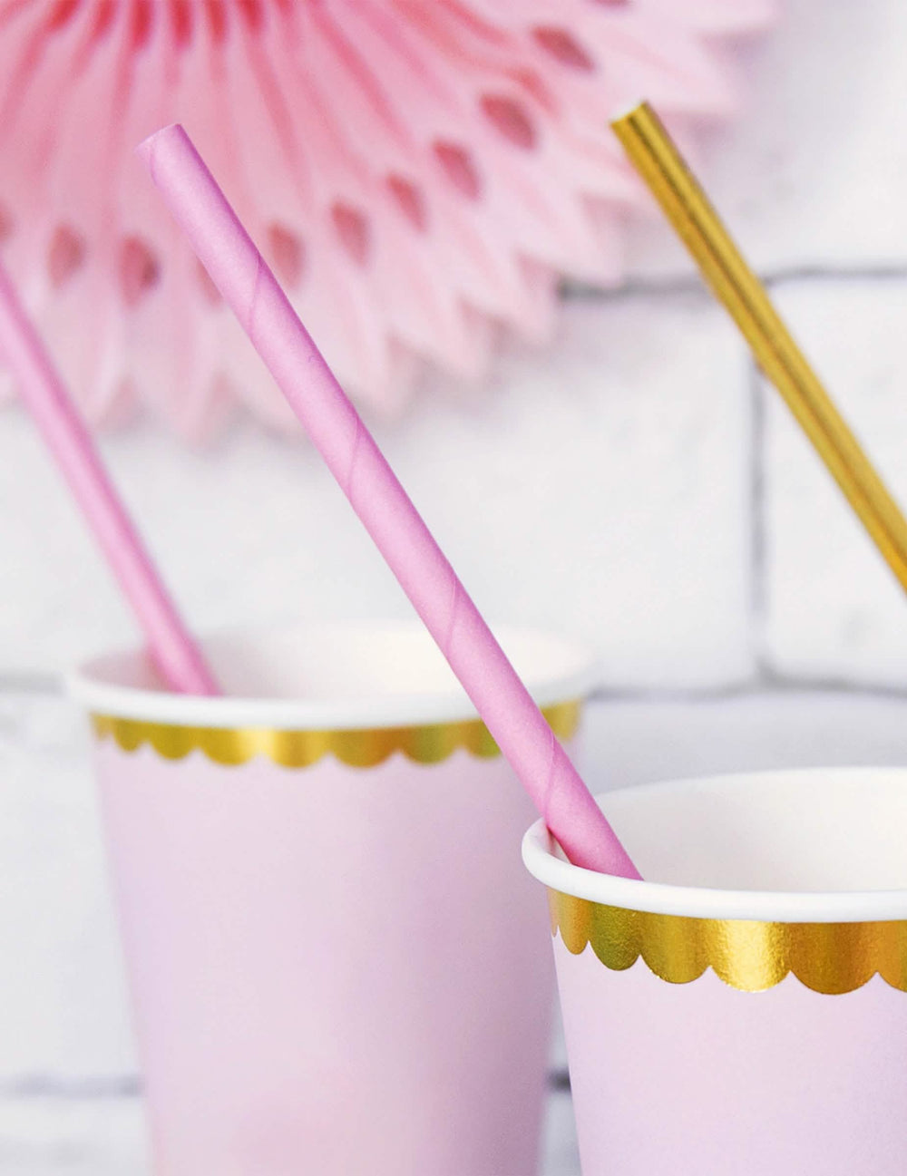 Pailles en carton rose clair pour fête lot de 10