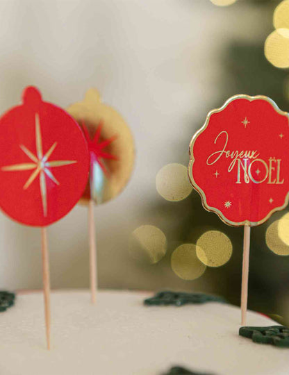 12 palillos Feliz Navidad atemporal rojo y dorado 9 cm