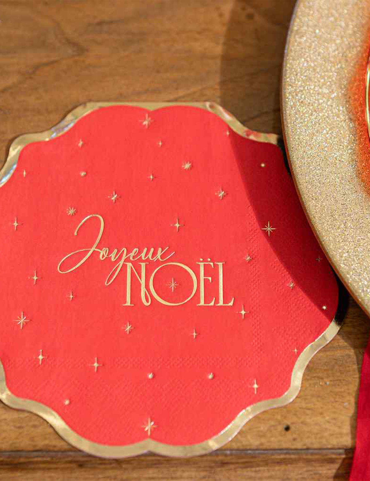 16 servilletas Feliz Navidad atemporal rojo y dorado 32 x 32 cm
