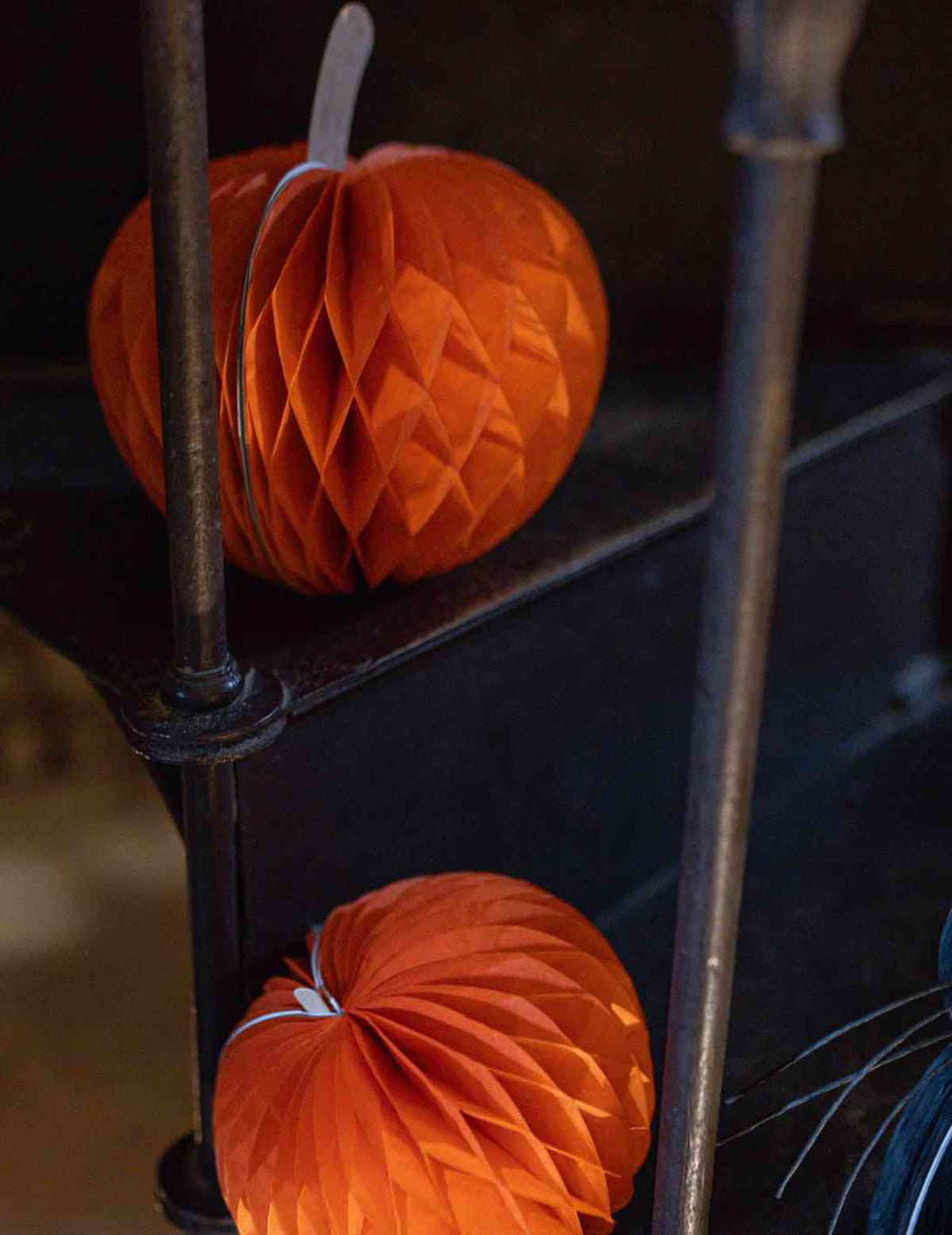 3 calabazas de papel de nido de abeja naranja y negro 10 cm 13 cm y 18 cm