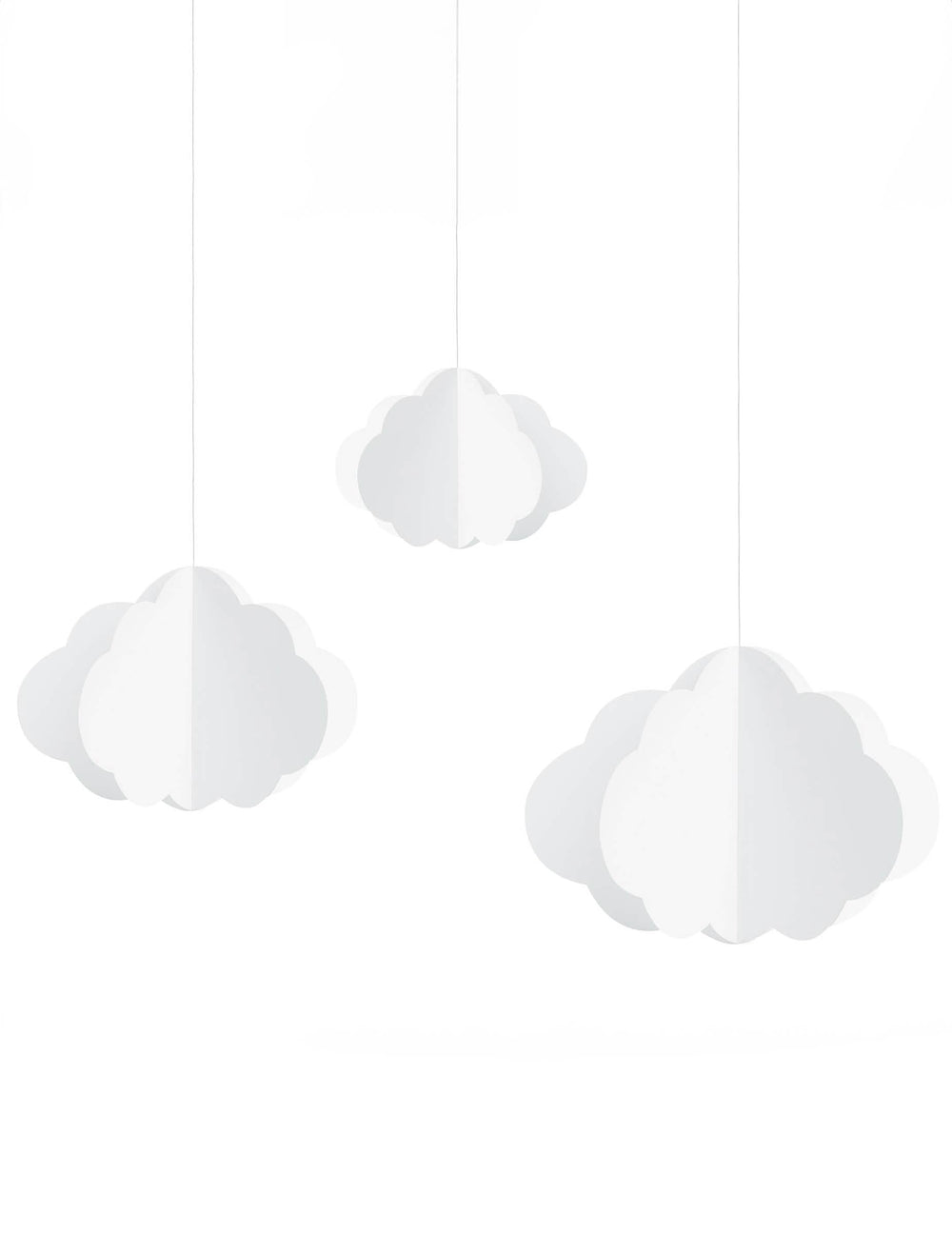 3 nuages en carton à suspendre pour décoration blancs