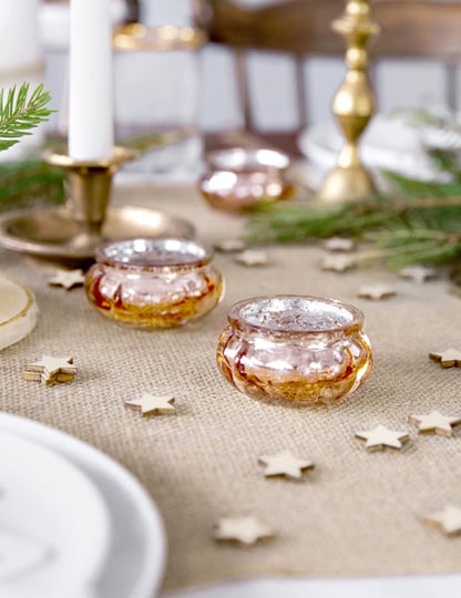 Mise en situation sur une table de fête du photophore de Noël