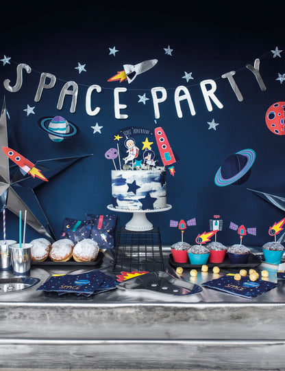 Mise en situation des suspensions en carton space adventure