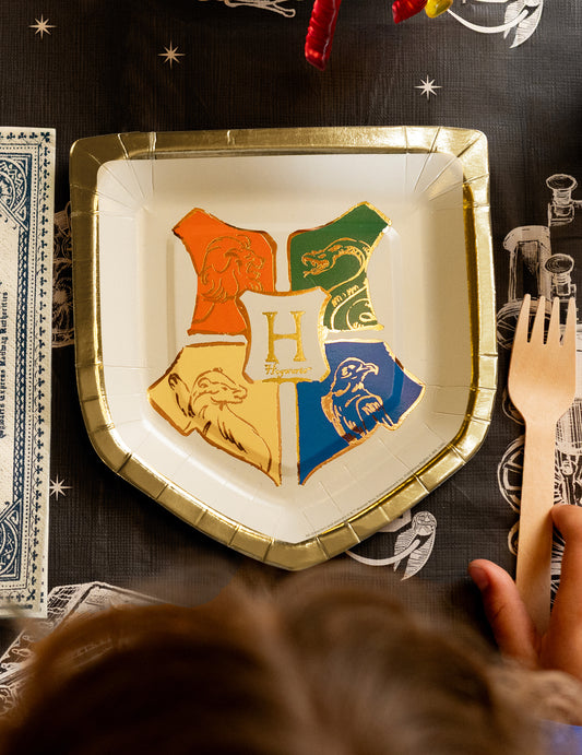 6 Platos de papel Harry Potter™ Escudo de Hogwarts 26x18 cm