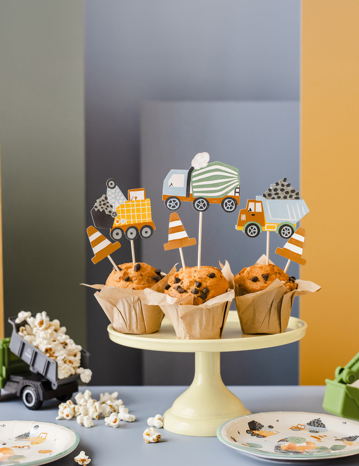 Mise en situation sur des muffins des pics camions et cônes de chantier