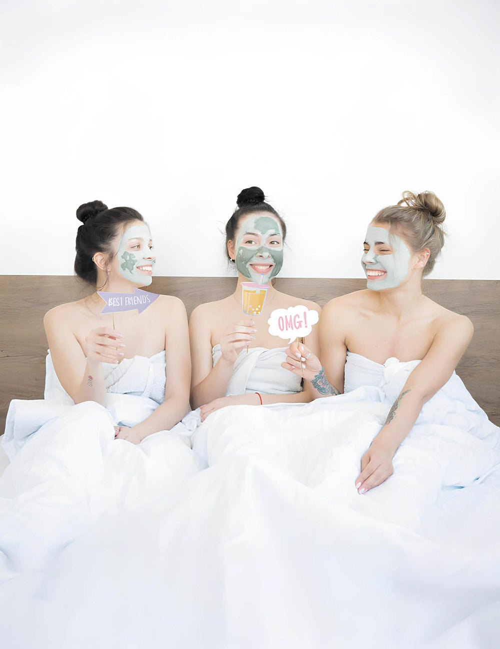 Mise en situation des accessoires photobooth pyjama party girly pour enfant