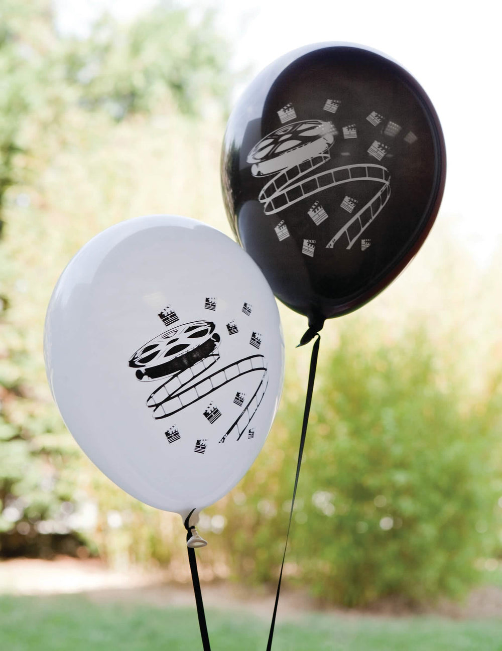 Primer plano de los motivos de los globos de látex de cine