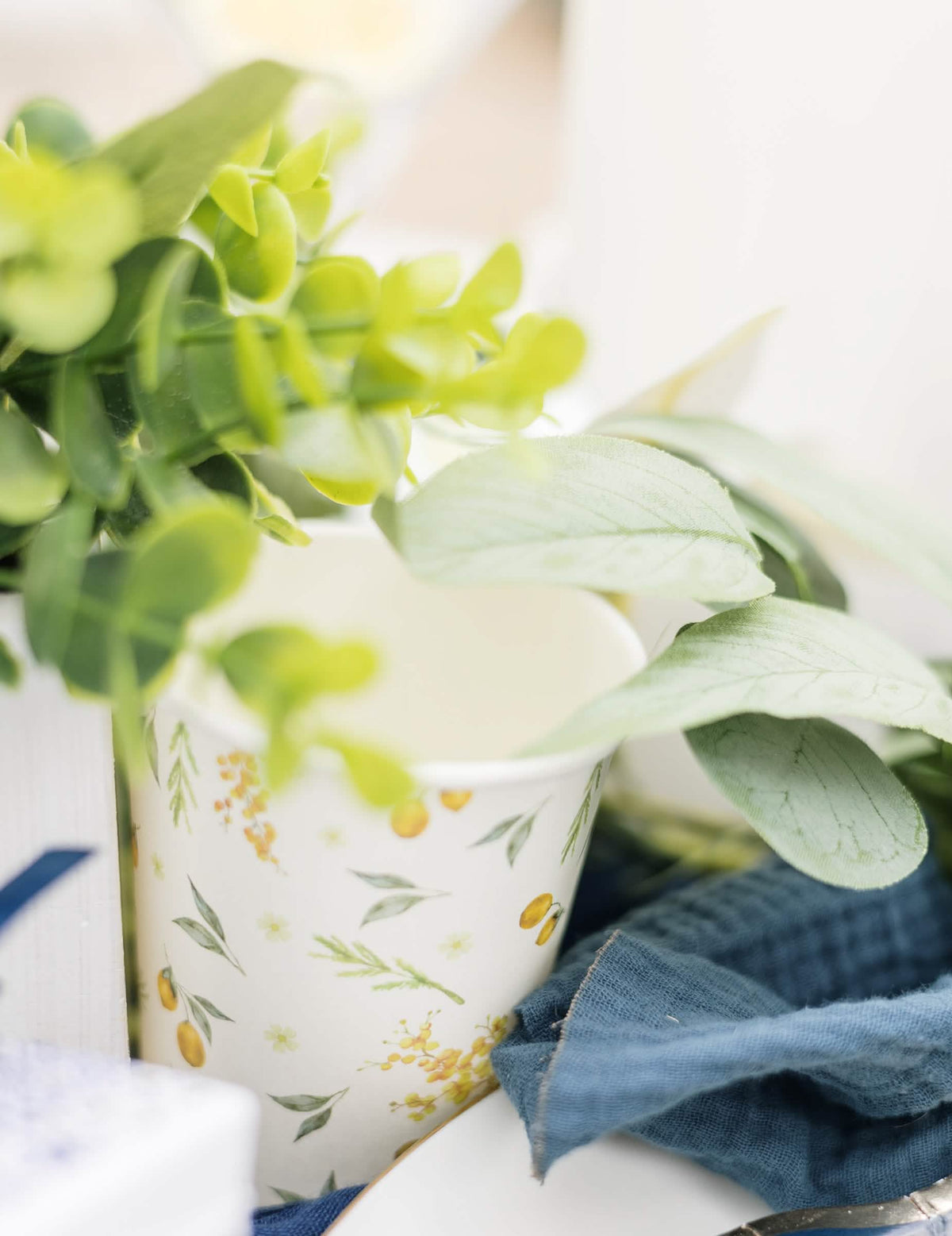 8 vasos de cartón con limones y follaje de 255ml para cumpleaños