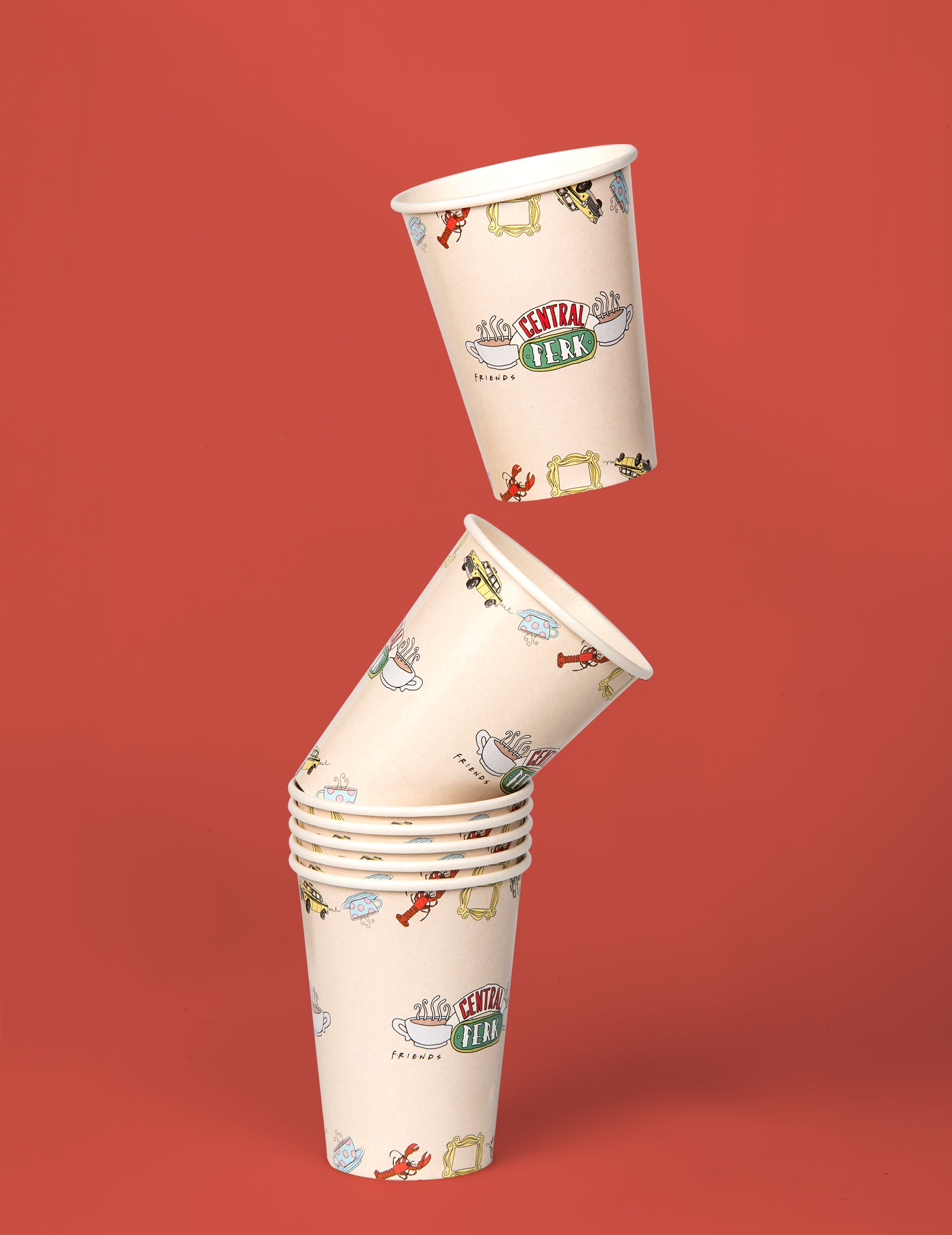 Empilement des gobelets en carton Friends