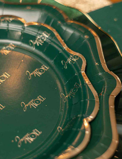 8 platos pequeños Feliz Navidad atemporal verde inglés y dorado 18 cm