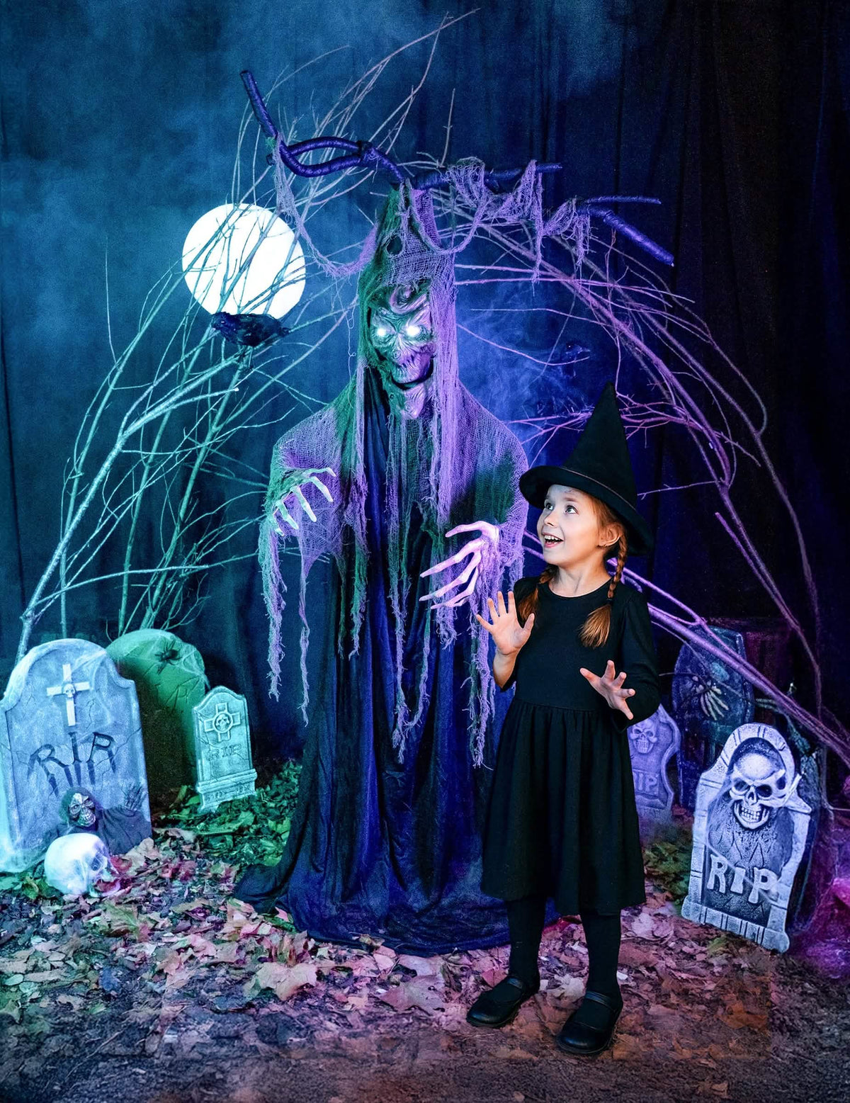 Árbol embrujado articulado luminoso y sonoro halloween para decoración gris y violeta con ojos luminosos