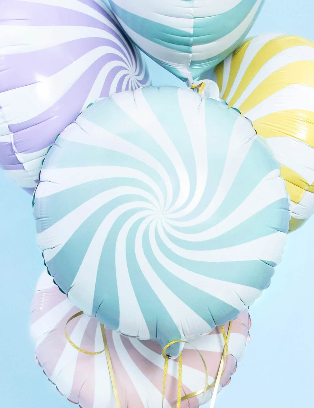 Primer plano de los motivos del globo de aluminio piruleta para fiesta