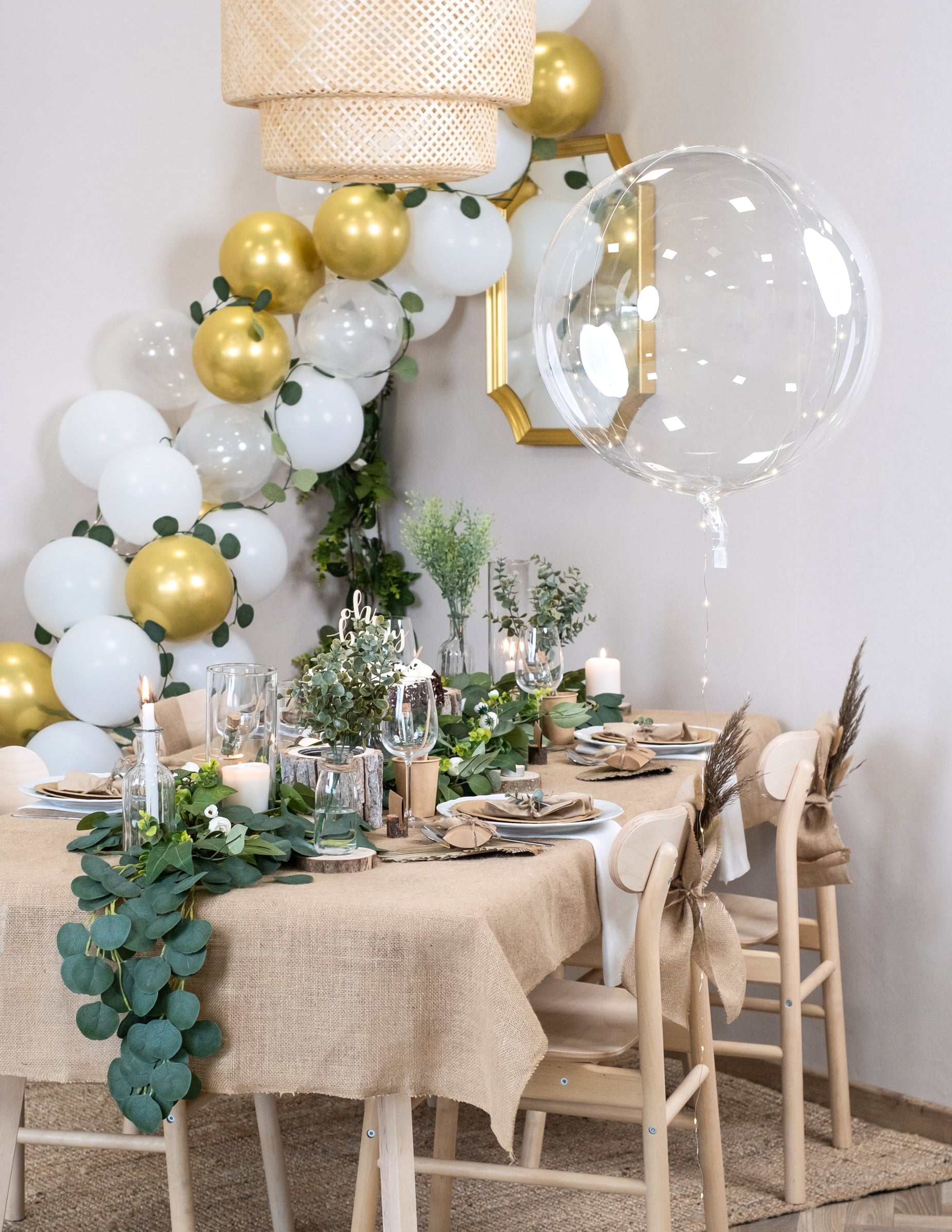 Mise en situation du ballon bulle cristal transparent pour fête avec LED blanches