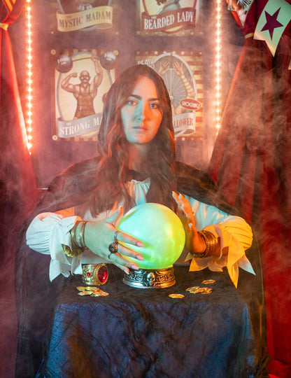 Mise en situation de la boule lumineuse et sonore Halloween