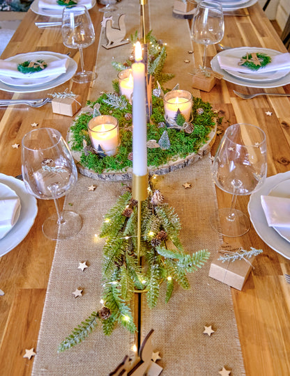 Mise en situation du chemin de table toile de jute pour décoration naturelle