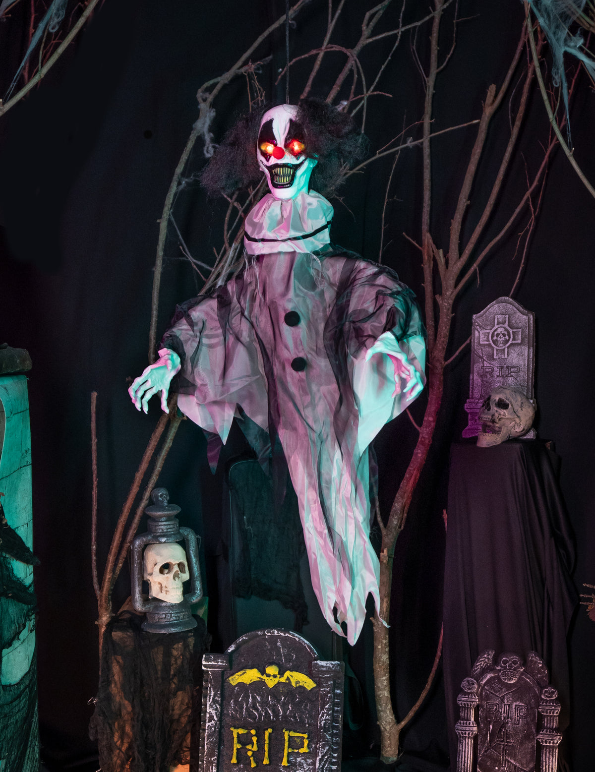 Decoración animada colgante payaso malvado con movimientos y sonidos 90 cm