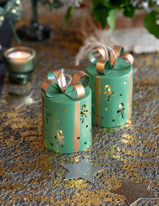 Decoración de regalo calada de metal verde abeto 7 x 10,5 cm