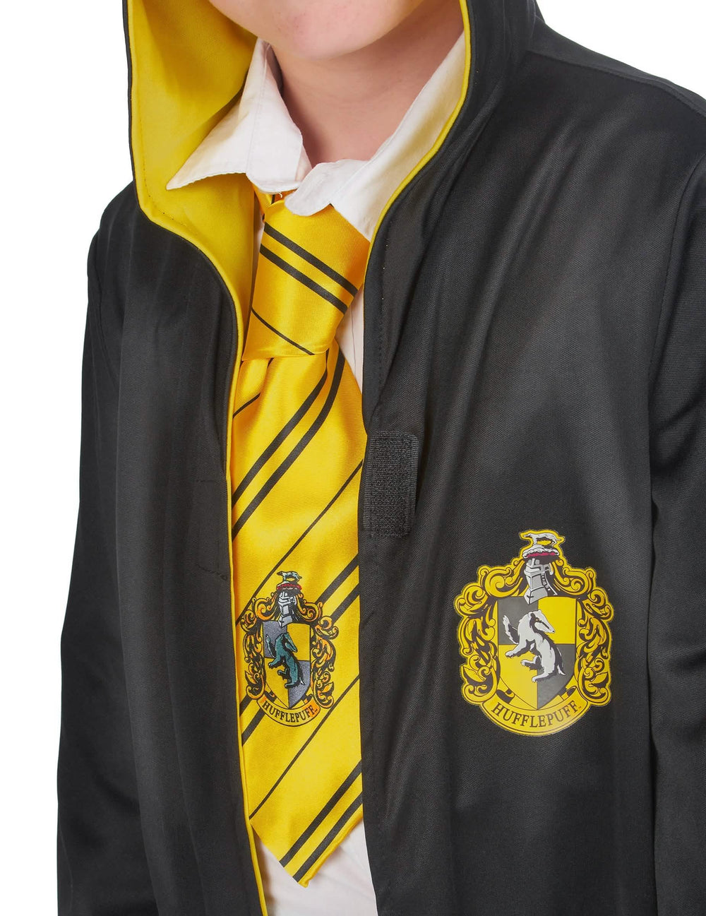 Detalle del escudo y de la corbata del disfraz clásico de Poufsouffle Harry Potter™ niño