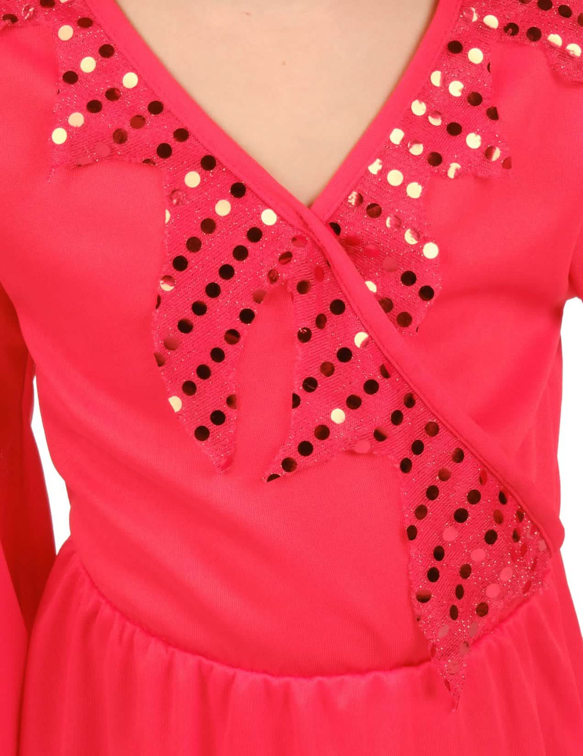 Detalle del cuello con lentejuelas del disfraz de diablesa