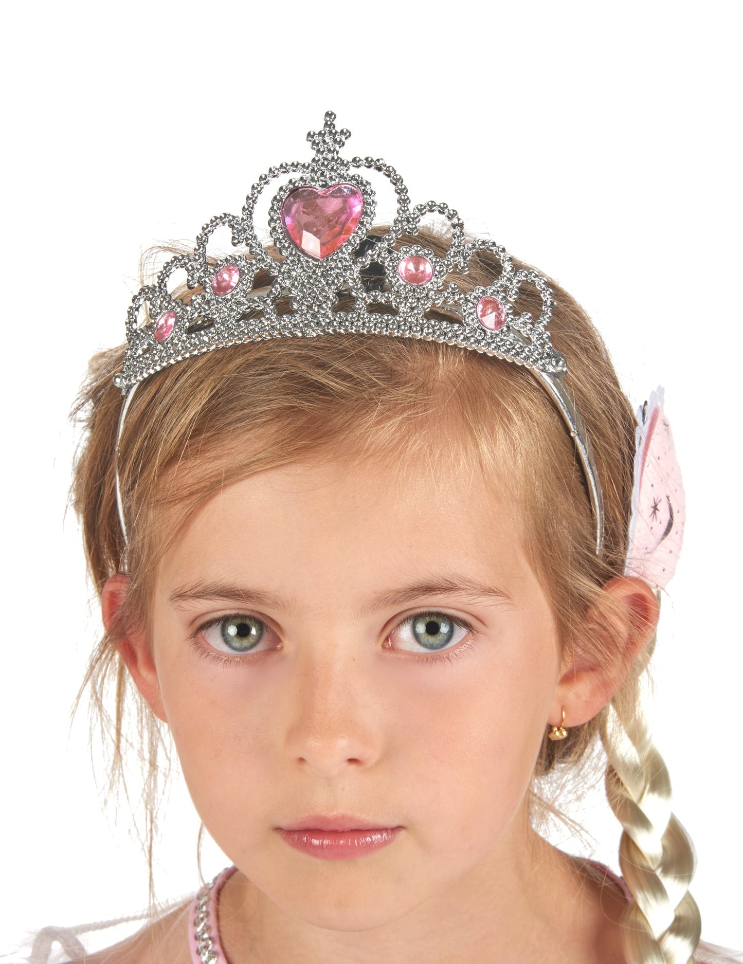 Gros plan sur le diadème du déguisement et accessoires de princesse