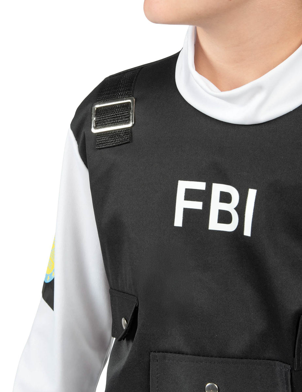 Detalle de la inscripción FBI en el chaleco del disfraz FBI para niño