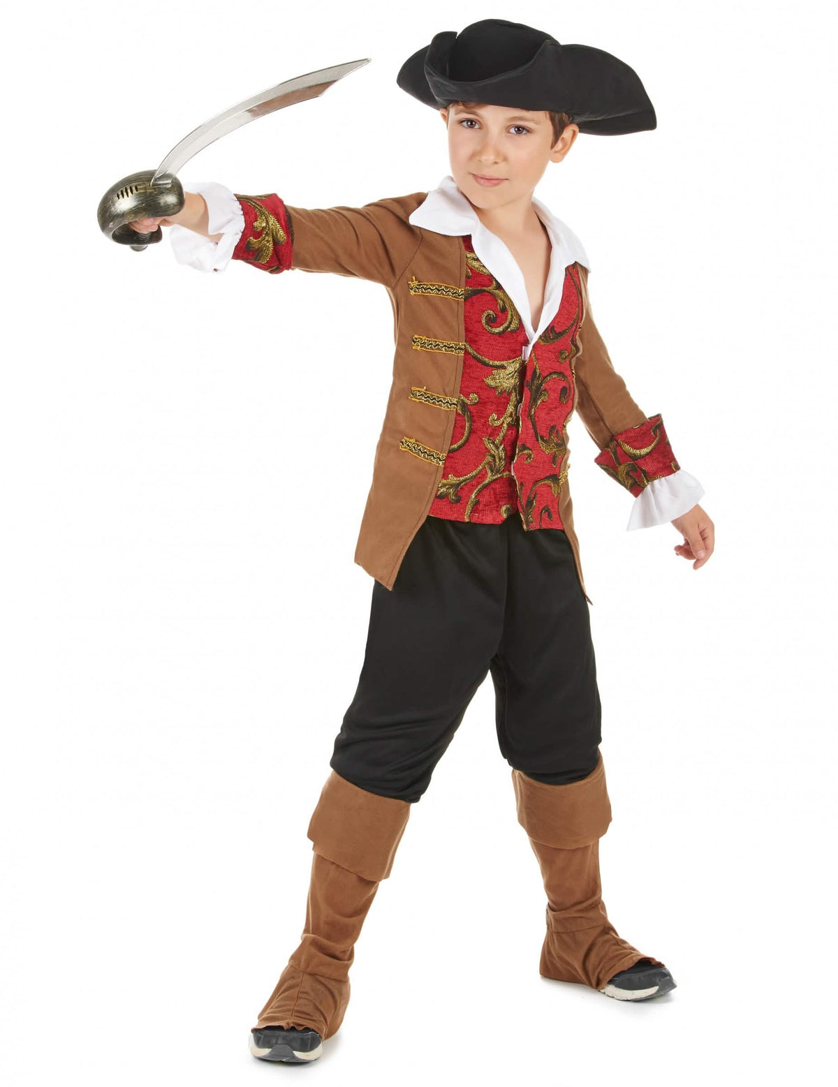 sable sostenido en la mano del disfraz de pirata para niño