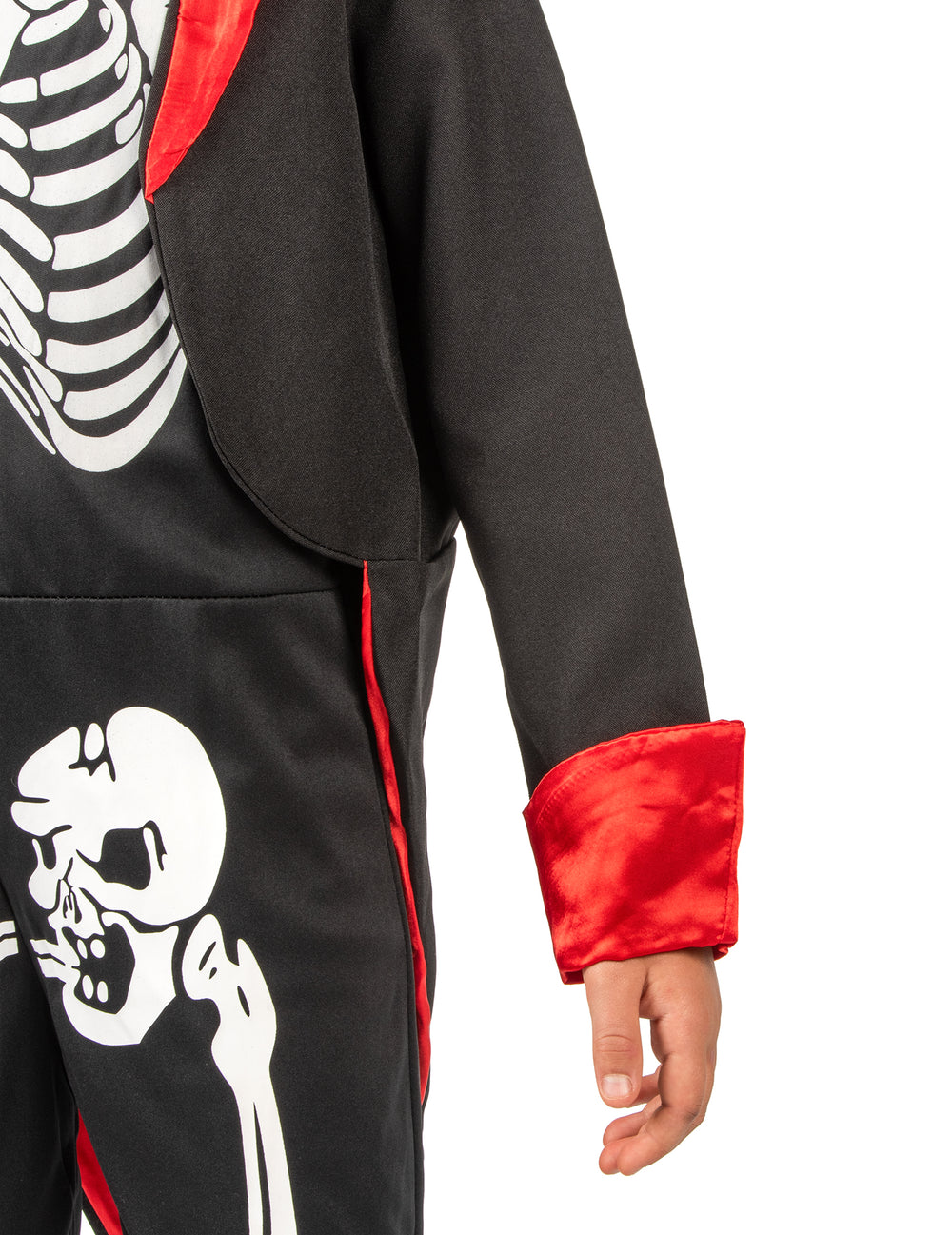 Détail de la manche et du revers rouge du déguisement de squelette chic garçon