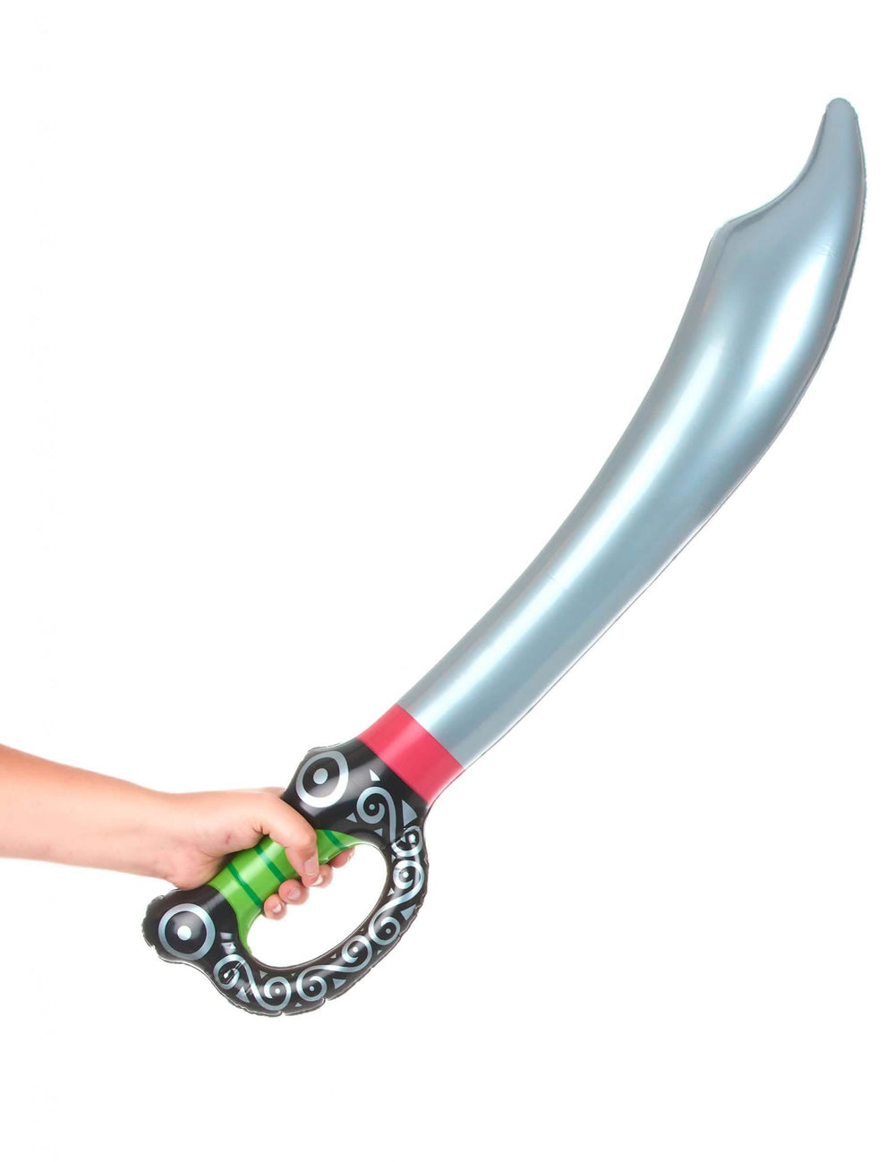 Vue de profil de l'épée gonflable de pirate tenue à la main