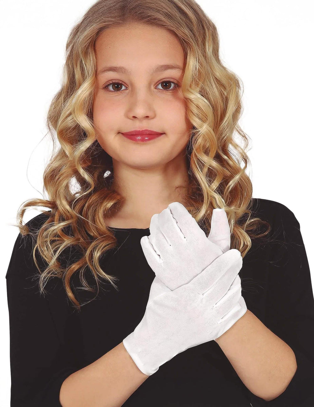 Primer plano de los guantes cortos para niño