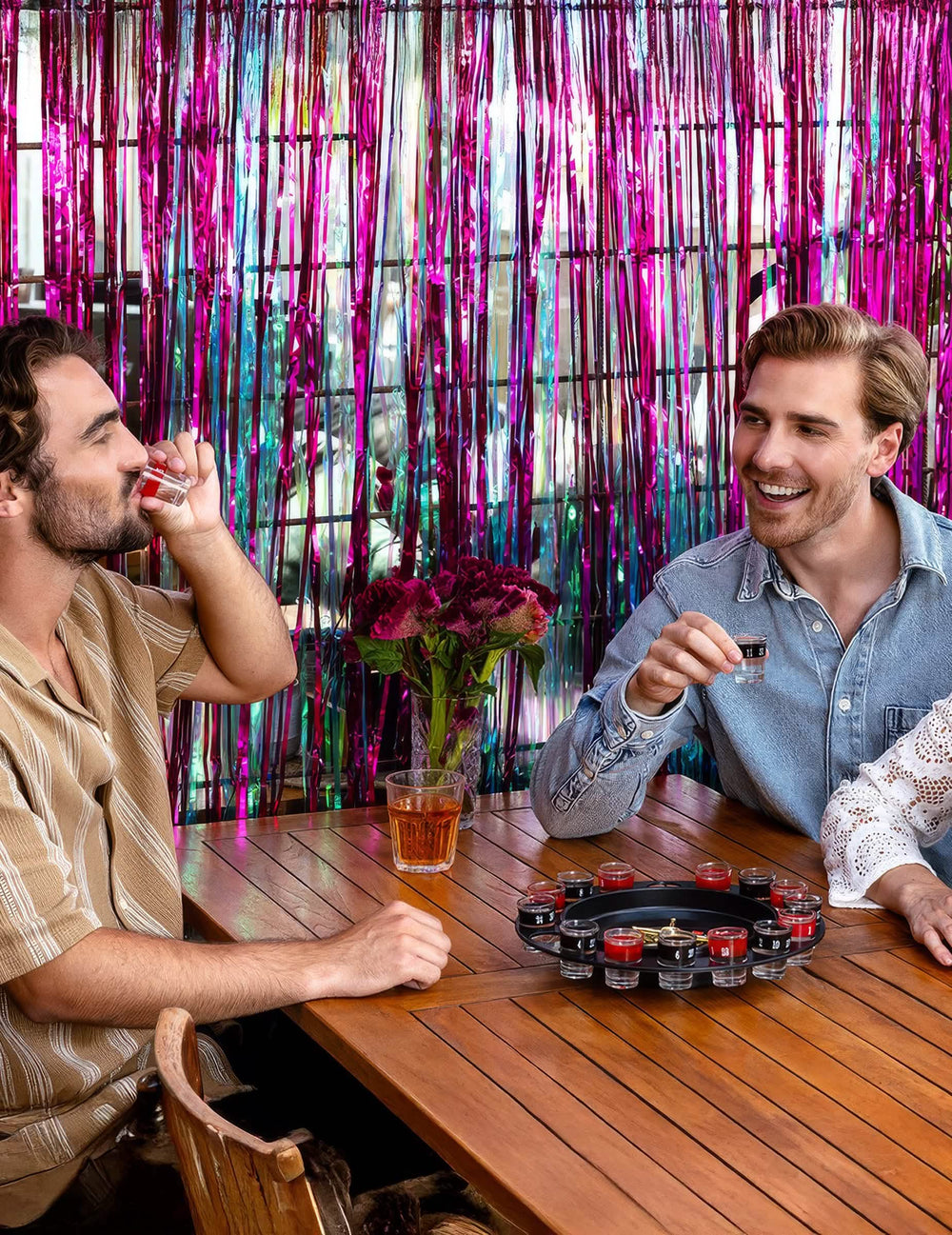 Ambientación del kit de juego de aperitivo ruleta para adulto