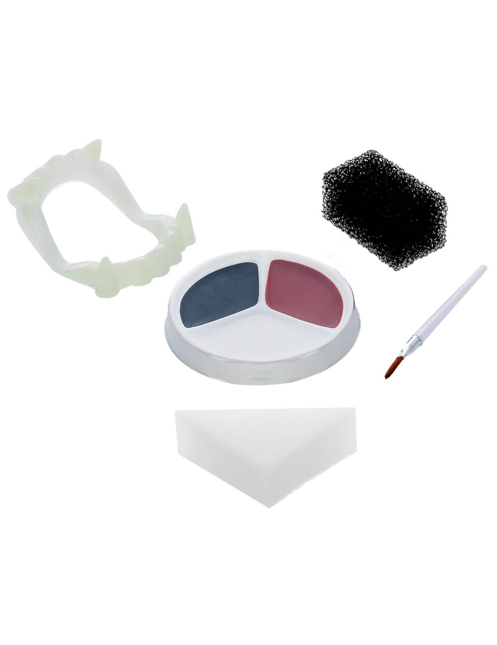 Detalle de los accesorios del kit de maquillaje de vampiro con dentadura postiza