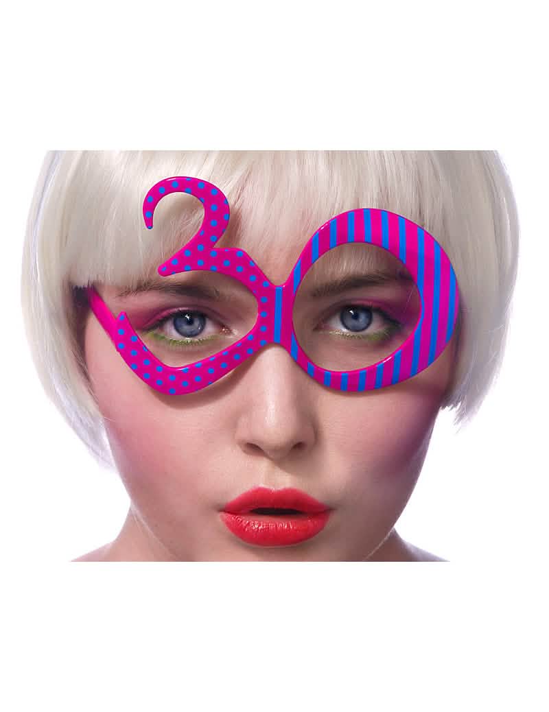 Vista frontal de las gafas edad 30
