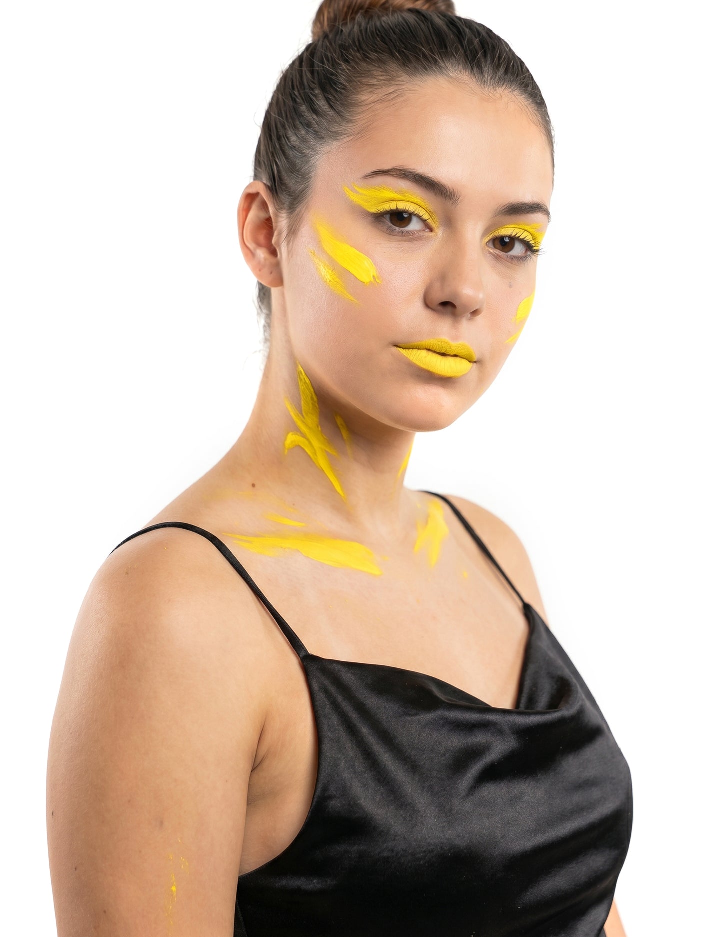 Maquillaje amarillo neón 7,8 g