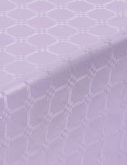 Détail du motif de la nappe en rouleau papier damassé lilas épais