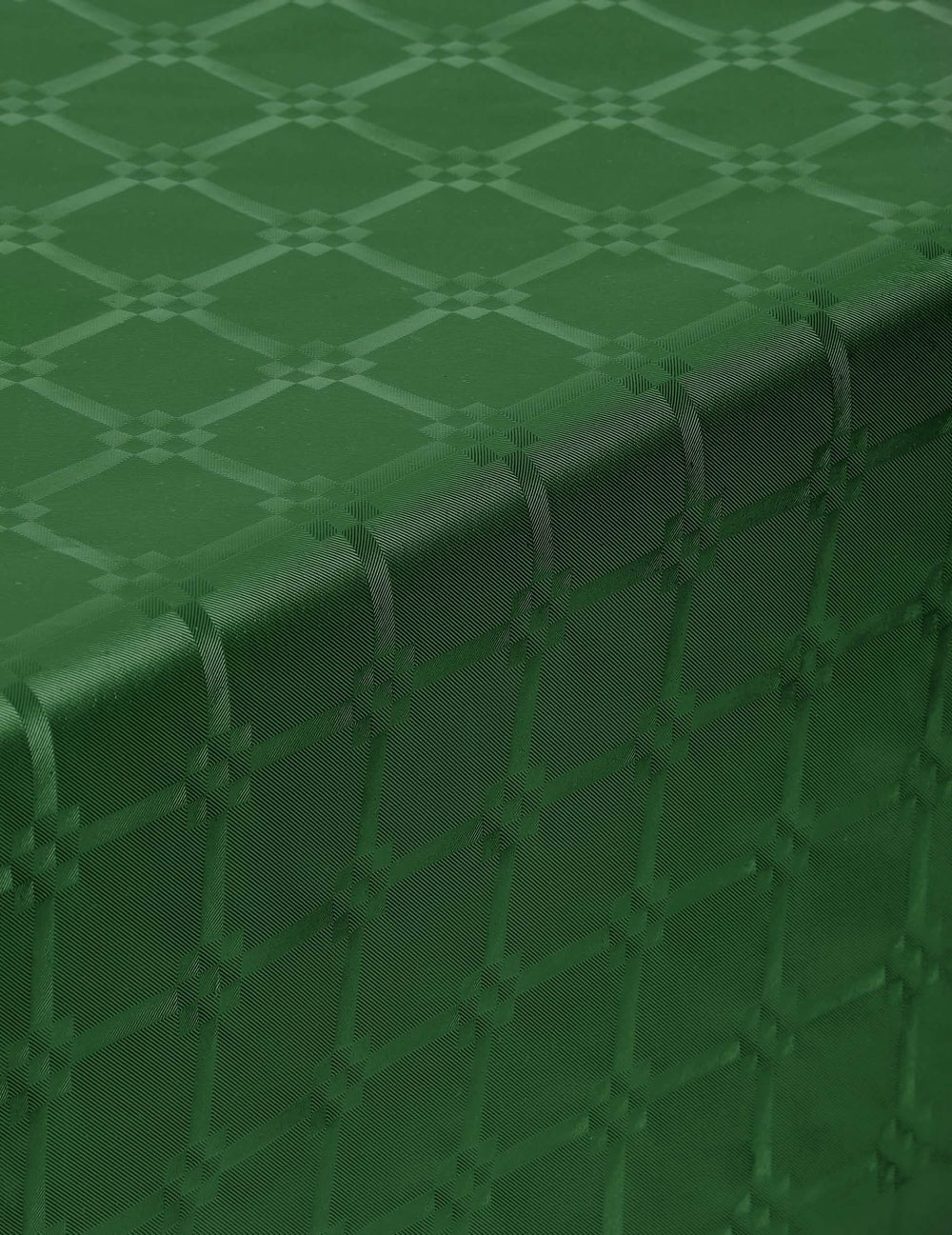 Detalle de la textura damasquinada del mantel en rollo de papel damasquinado para fiesta verde oscuro