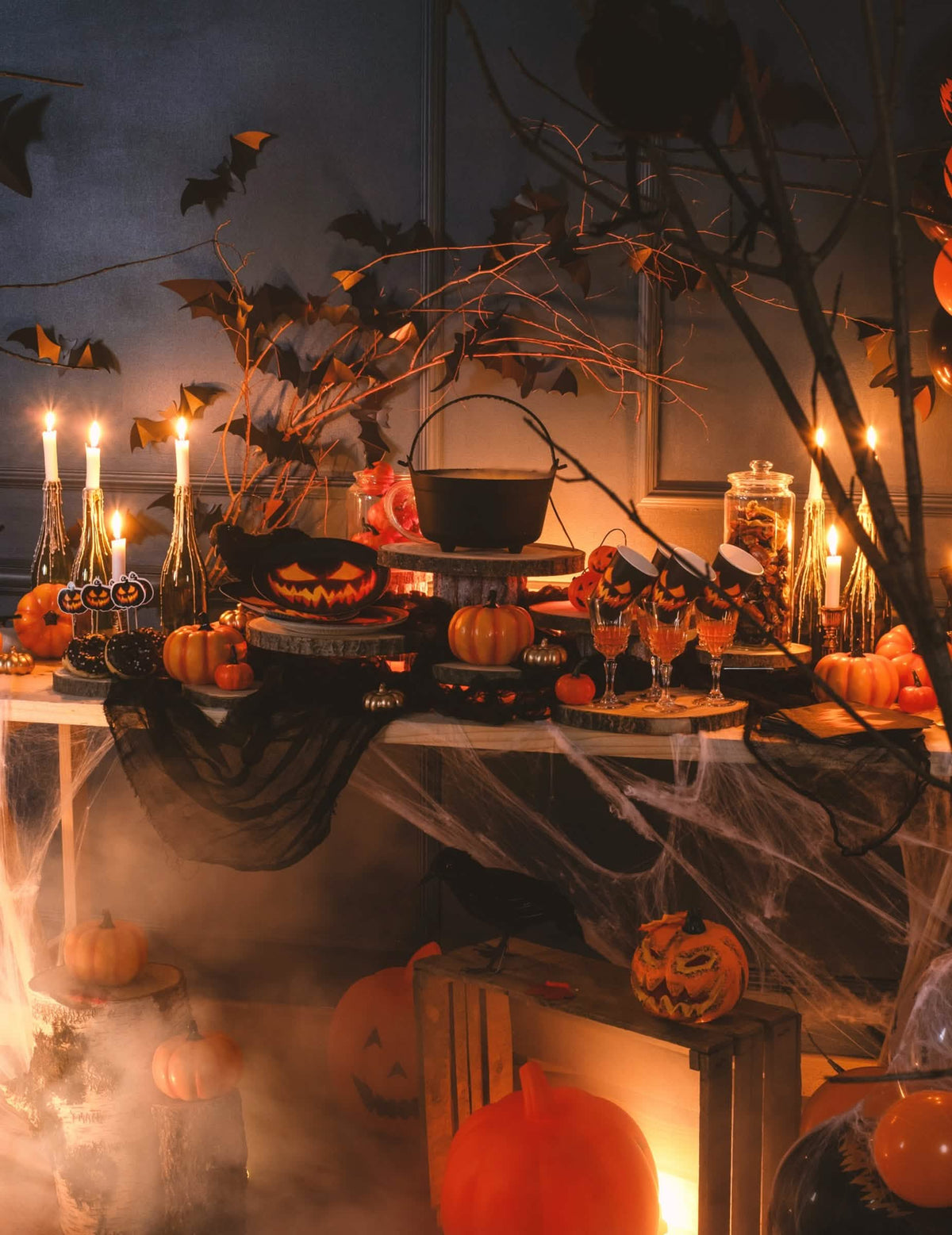 Ambientación halloween del tronco de madera natural para decoración